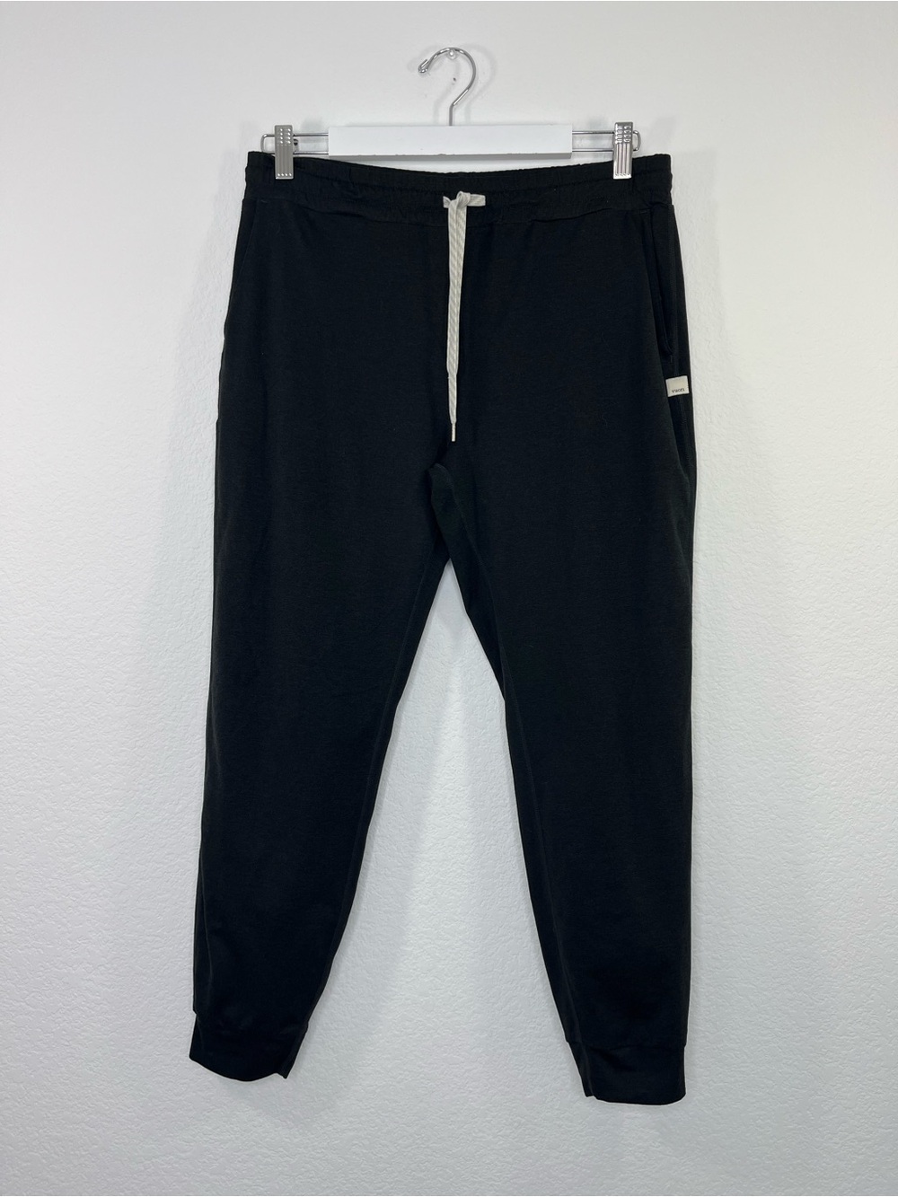 Vuori Performance Jogger Charcoal Heather style VW303 size Medium - Picture 2 of 8
